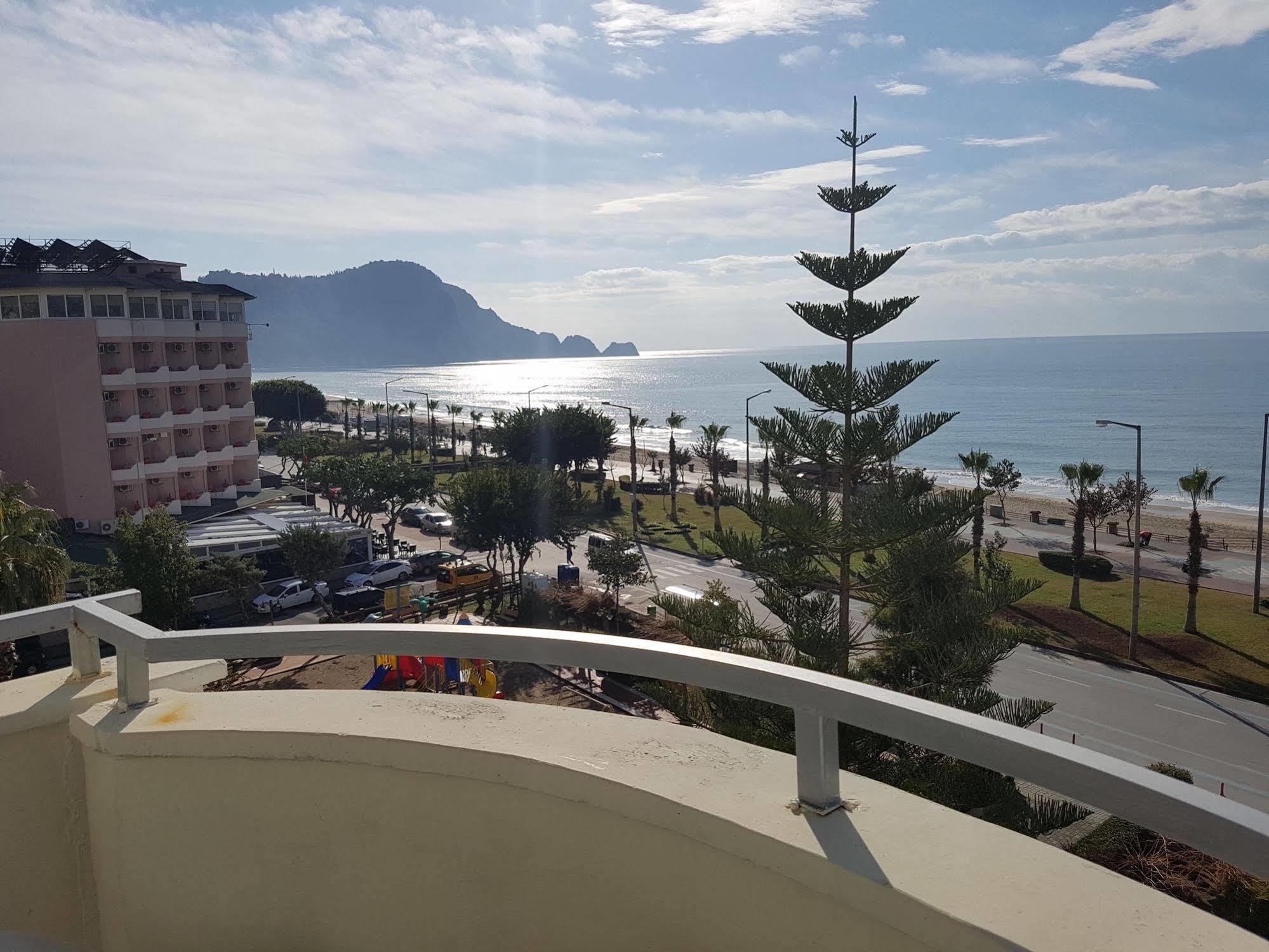 Belle Ocean Apart Otel Alanya Exterior photo